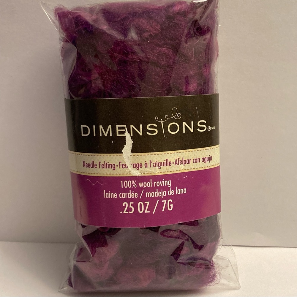 6 Dimensions FeltWorks 100% Wool Purple Curly Roving 0.25oz Needle Felting Craft
